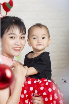 Chụp Hình Tết Gia Đình và Em Bé